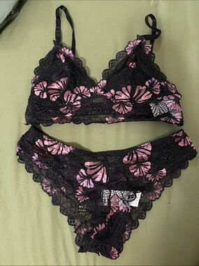 Lace Bralette Set - Black with Pink Floral Embroidery